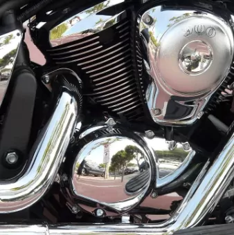Lmx Chromage Carrosserie Lemieux Peinture Chrome A Rennes Application Du Basecoat